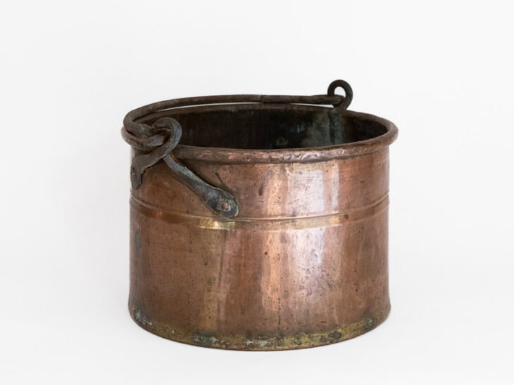 Copper pot (large)